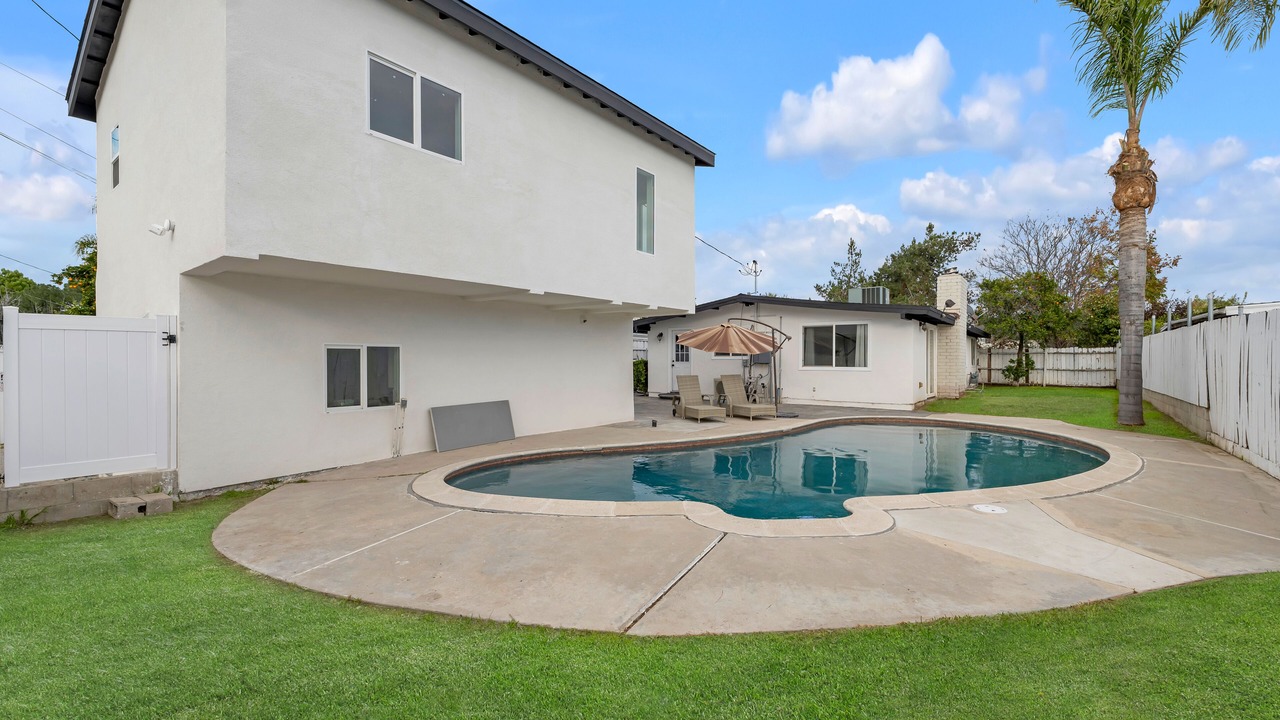 Photo of Outdoor in Reseda