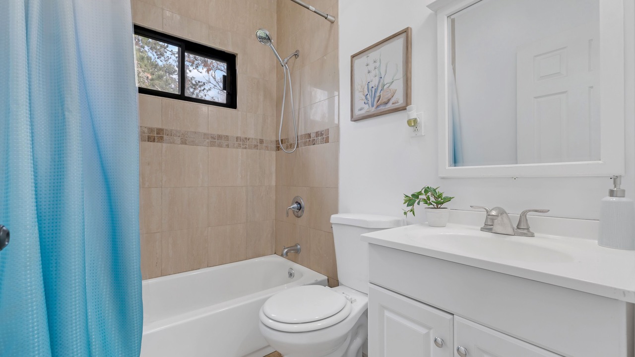 Photo of Bathroom in Reseda