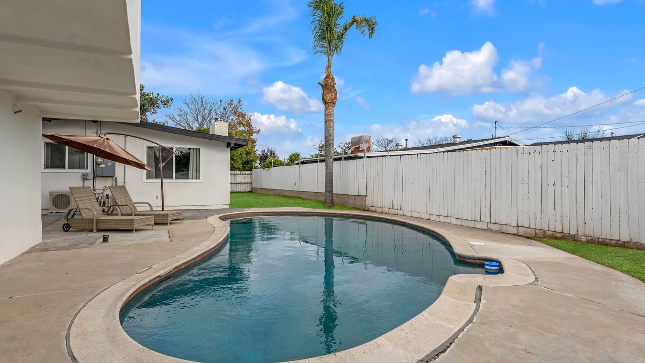 Photo of Outdoor in Reseda