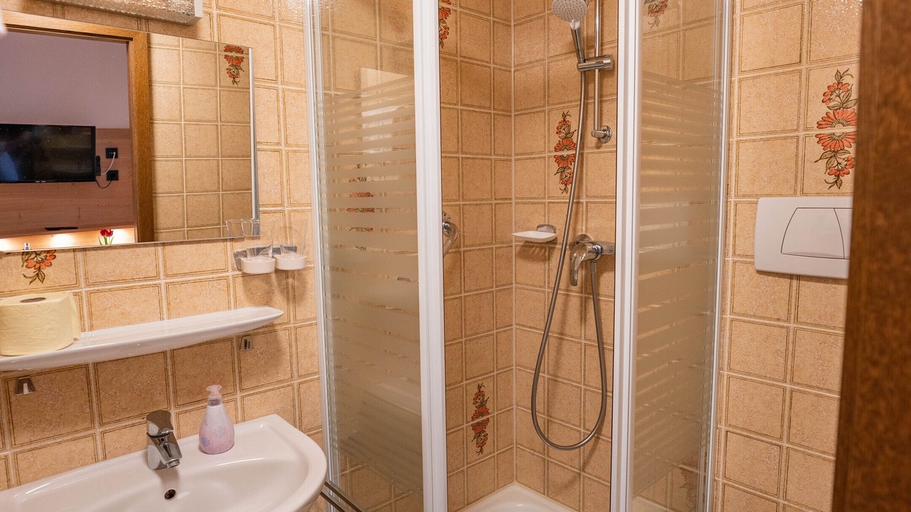 Photo of Bathroom in Bobenthal