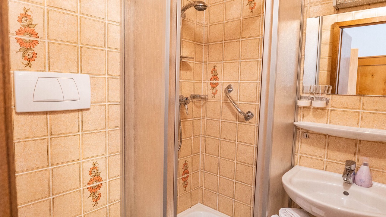 Photo of Bathroom in Bobenthal