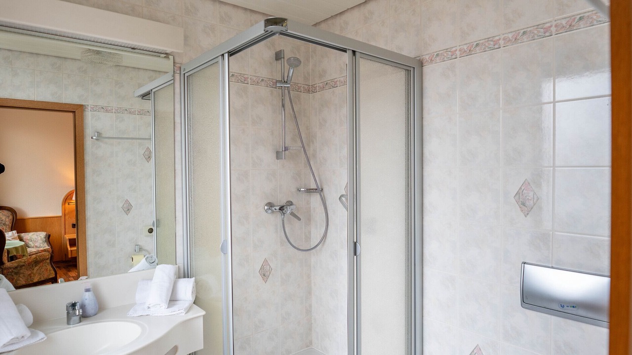 Photo of Bathroom in Bobenthal