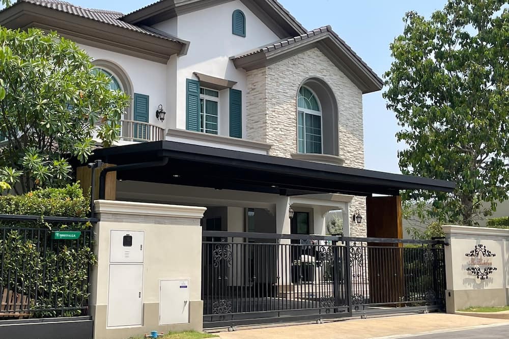 Photo of Outdoor in Rangsit
