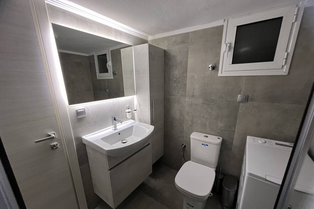 Photo of Bathroom in Serres
