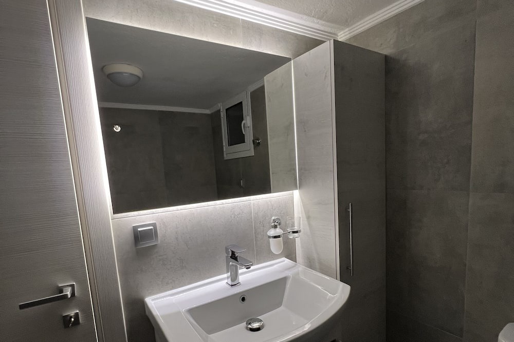 Photo of Bathroom in Serres