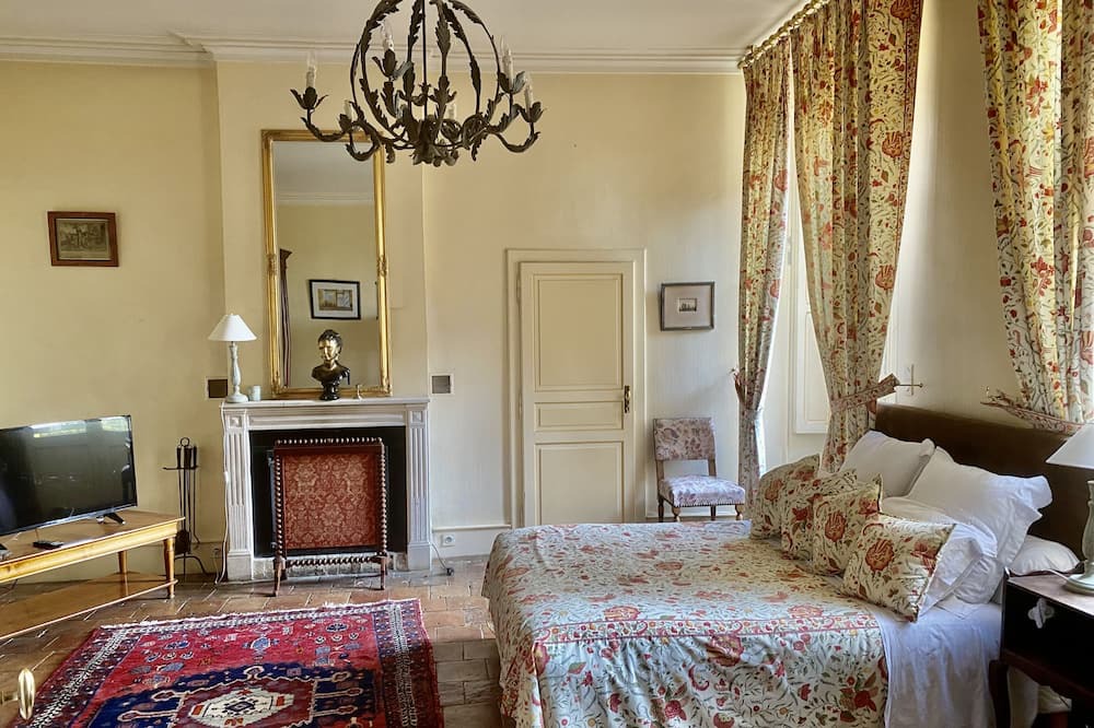 Photo of Bedroom in Appenai-sous-Belleme