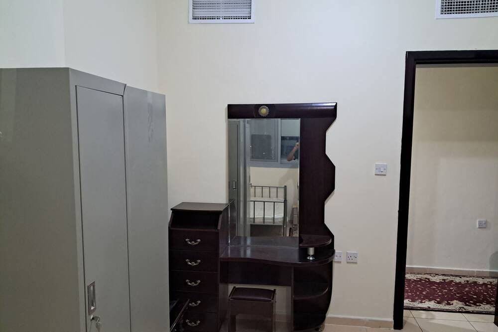 Photo of Bedroom in Mussafah