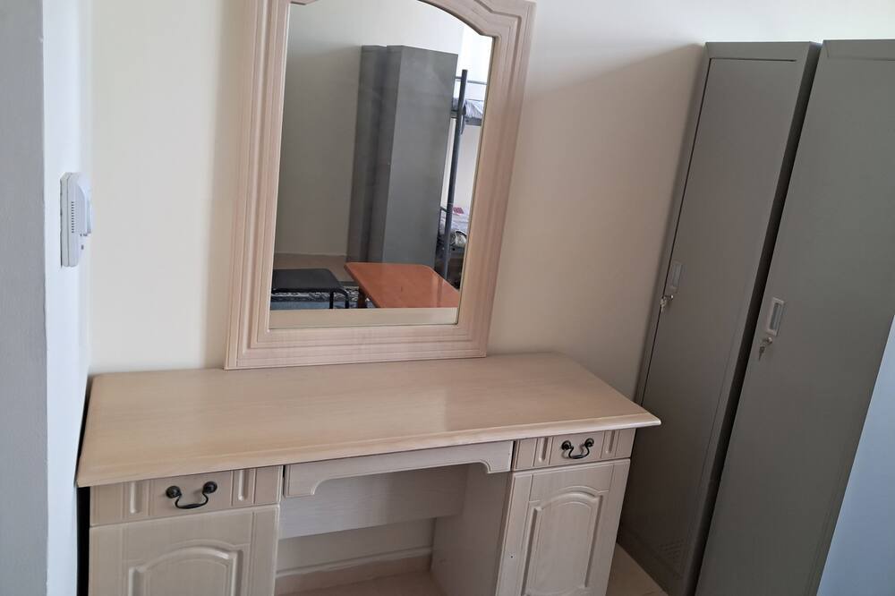 Photo of Bedroom in Mussafah