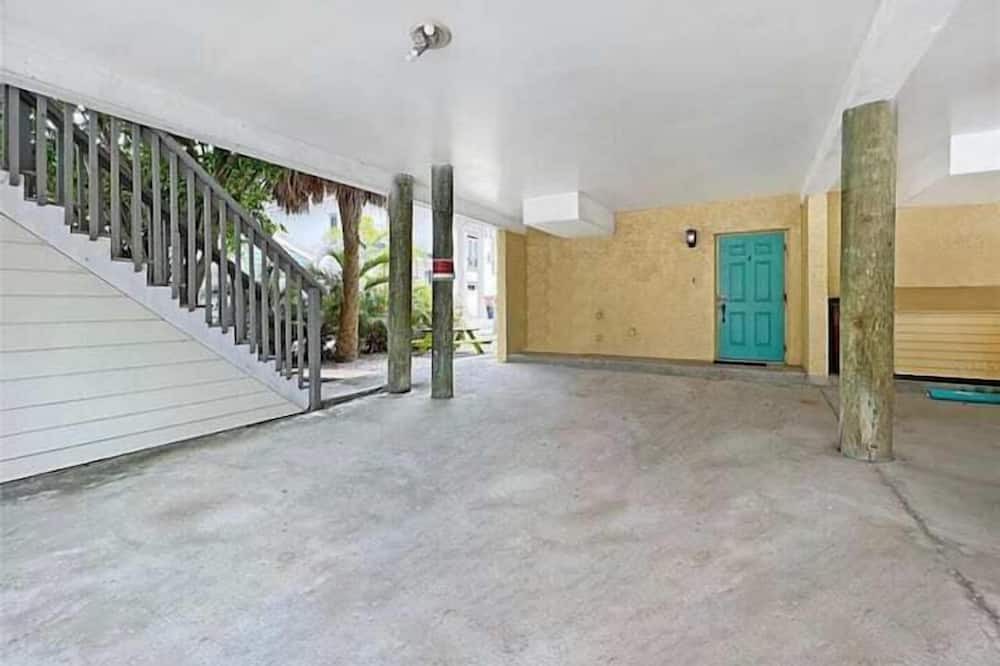 Photo of Others in Sand Key
