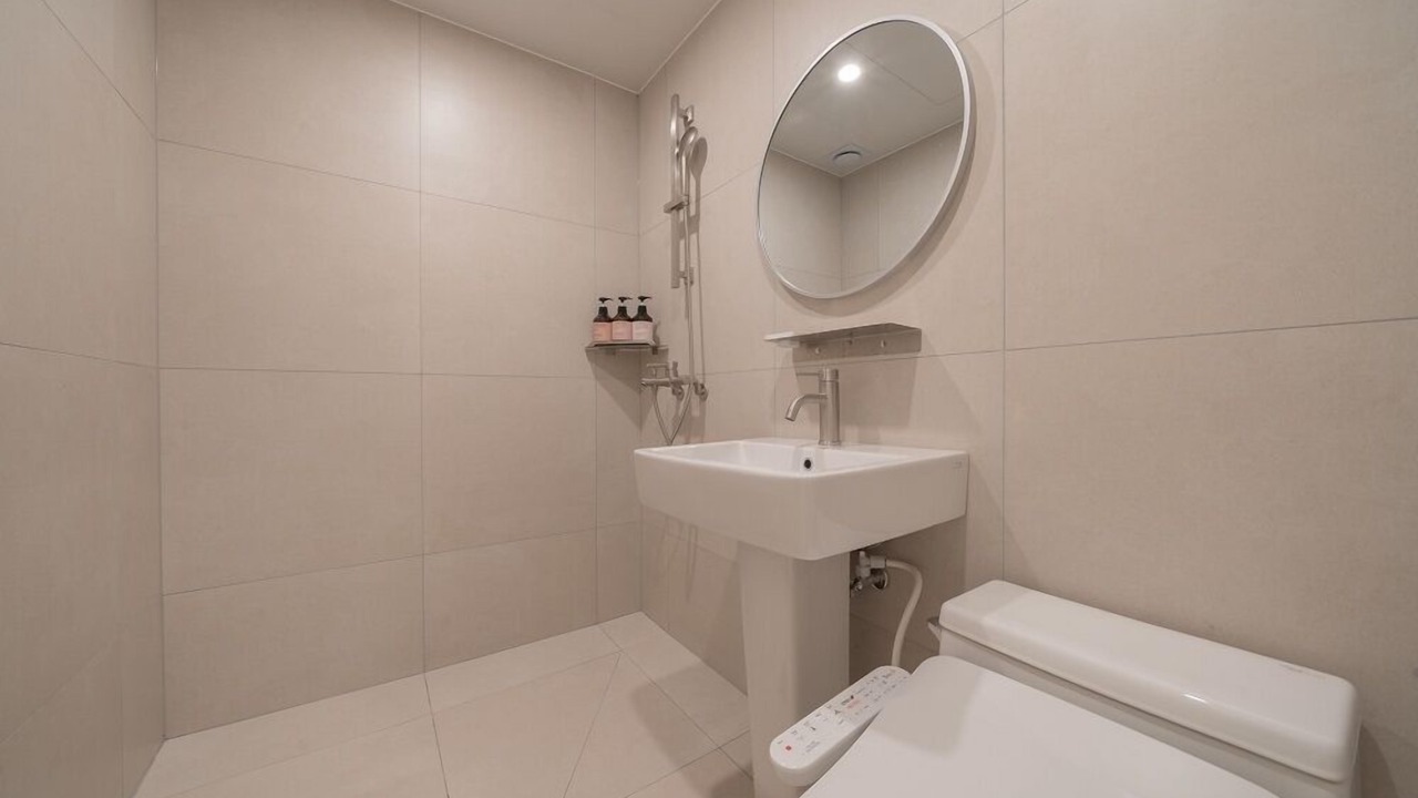 Photo of Bathroom in Jung-gu