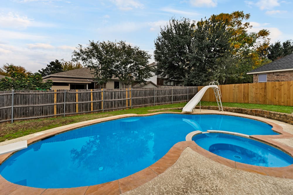 Photo of Others in South Arlington