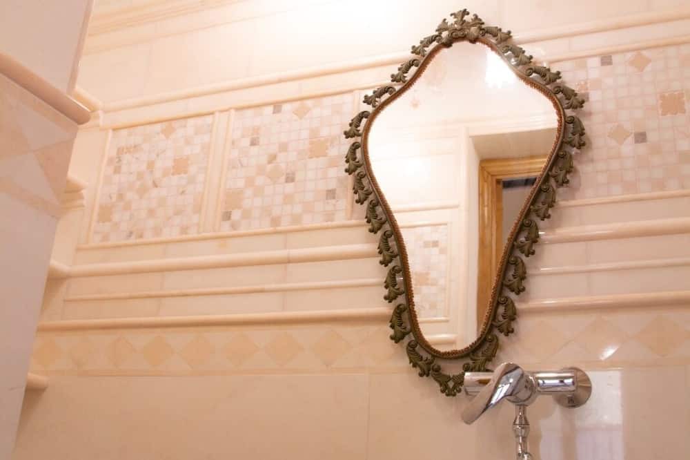Photo of Bathroom in Vecchiano