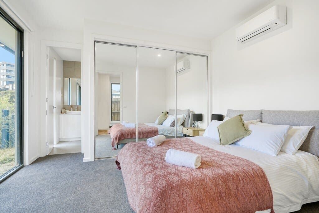 Photo of Others in Caulfield North