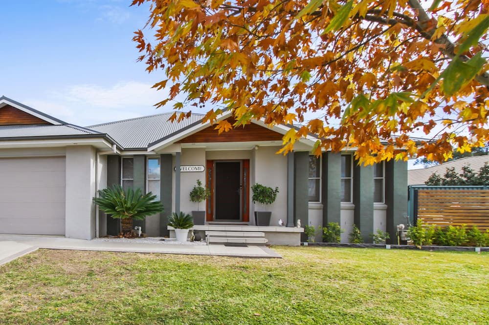 Photo of Outdoor in Hillvue