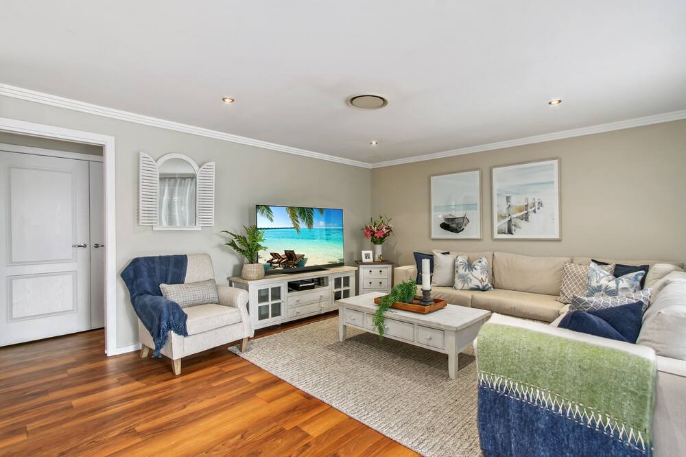 Photo of Livingroom in Hillvue
