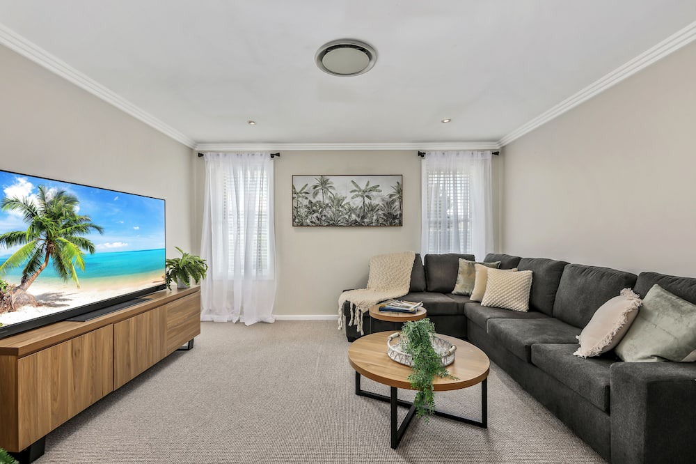 Photo of Livingroom in Hillvue
