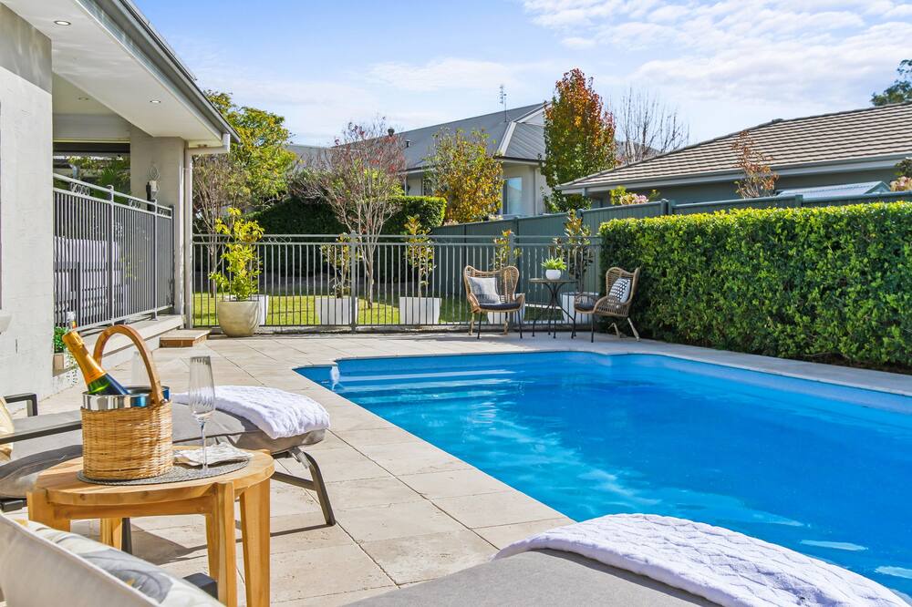 Photo of Outdoor in Hillvue