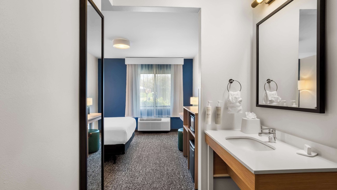 Photo of Bedroom in Grapevine