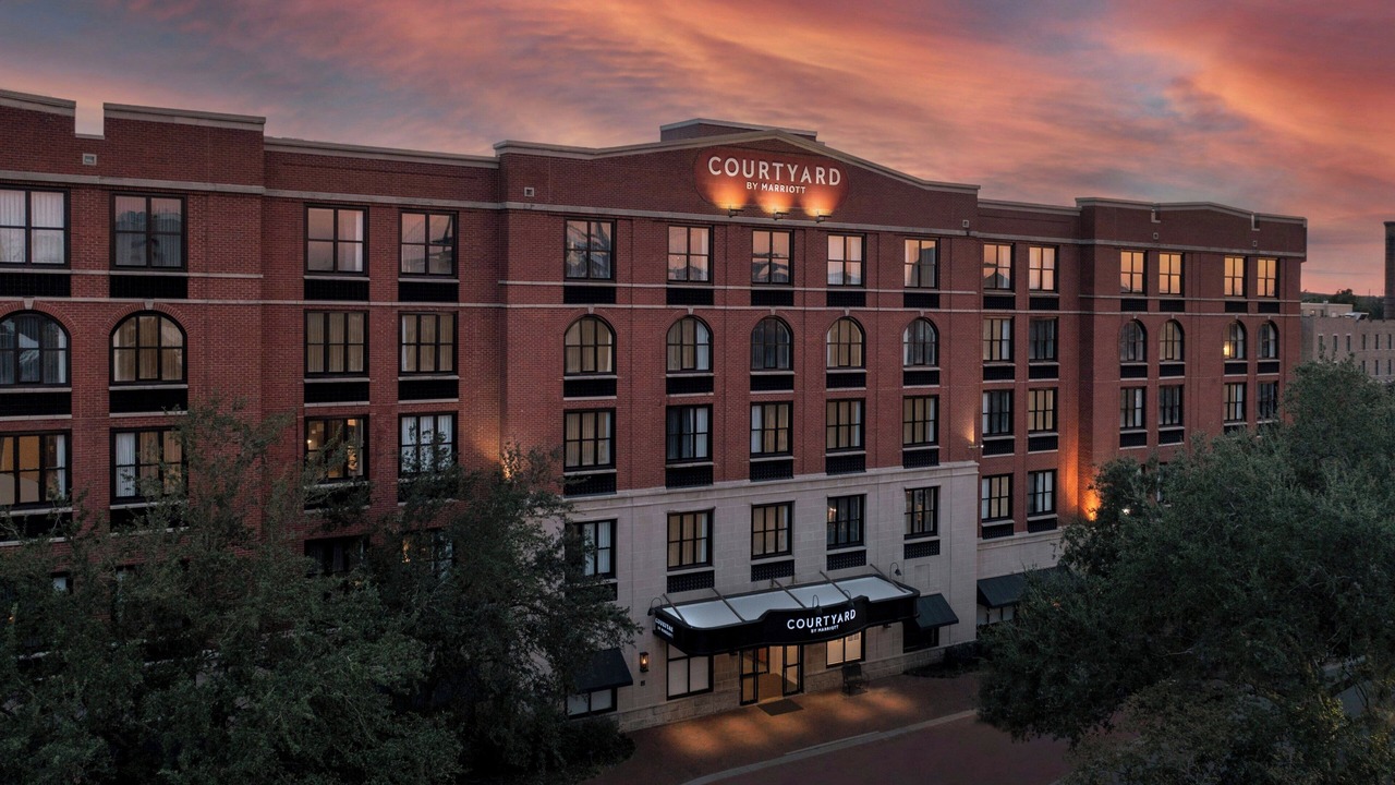 Photo of Outdoor in Old West Broad Neighborhood
