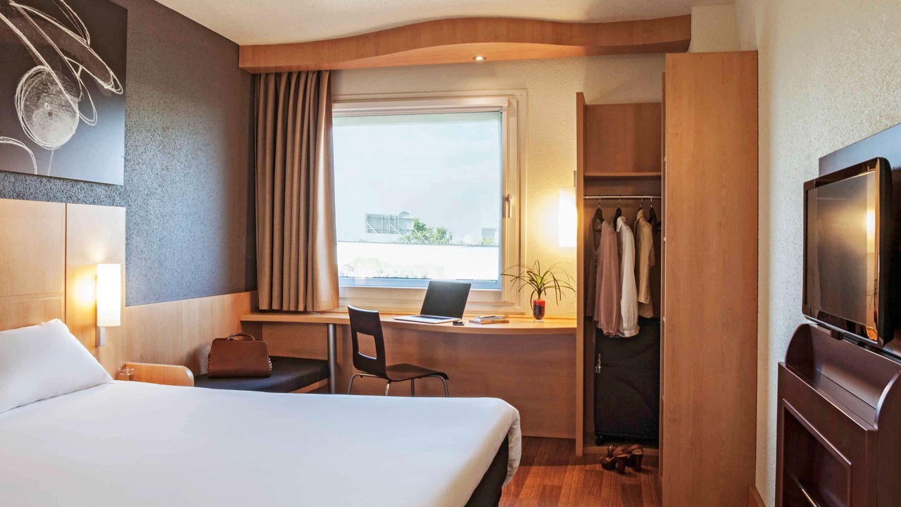 Photo of Bedroom in Cornella de Llobregat