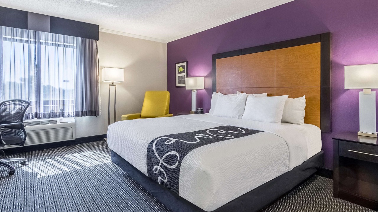 Photo of Bedroom in Central Scottsdale