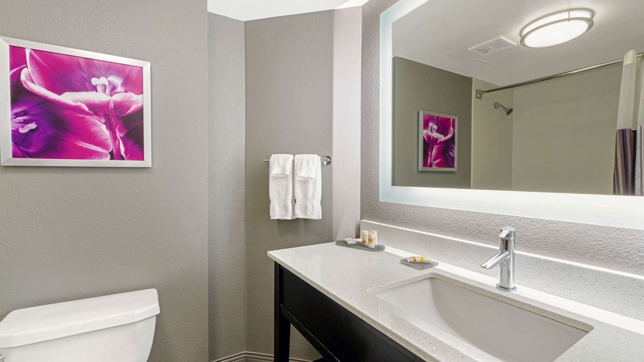 Photo of Bathroom in Central Scottsdale