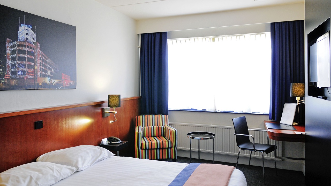 Photo of Bedroom in Stratum