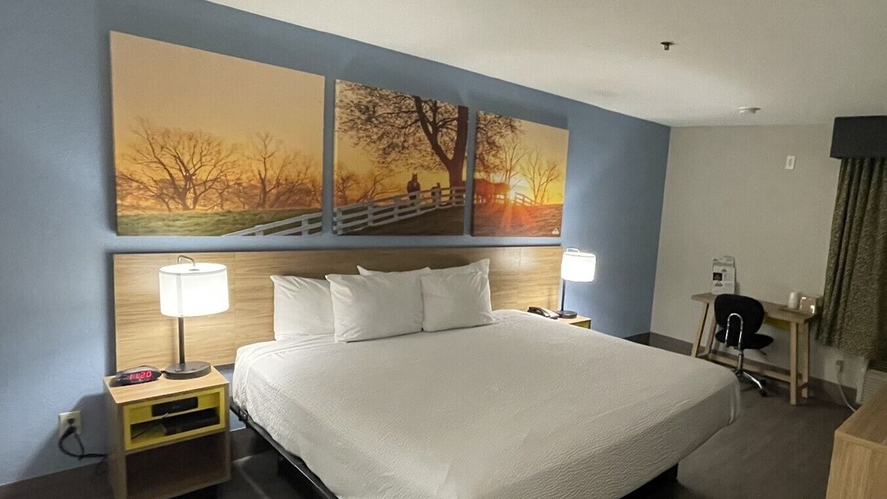 Photo of Bedroom in Shawnee