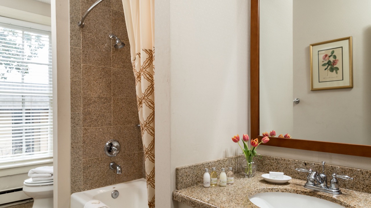 Photo of Bathroom in Monroe Ward