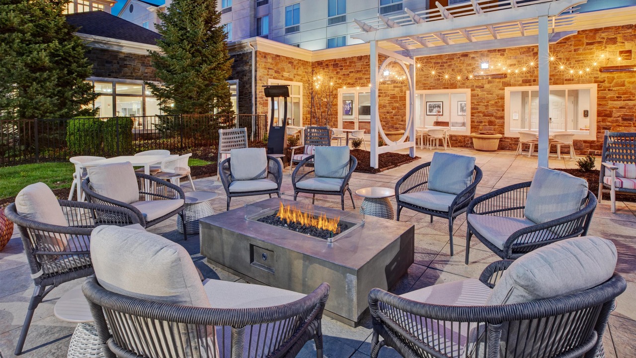 Photo of Patio Balcony in Hethwood - Prices Fork