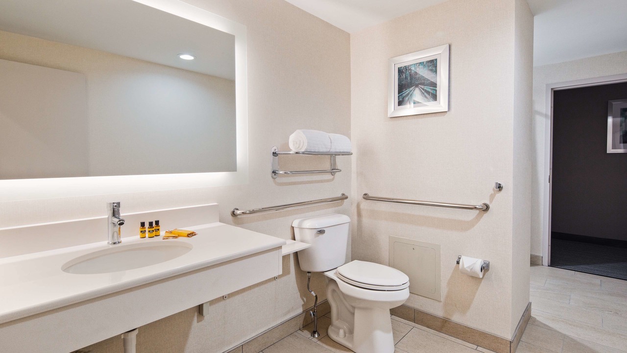 Photo of Bathroom in Avoca