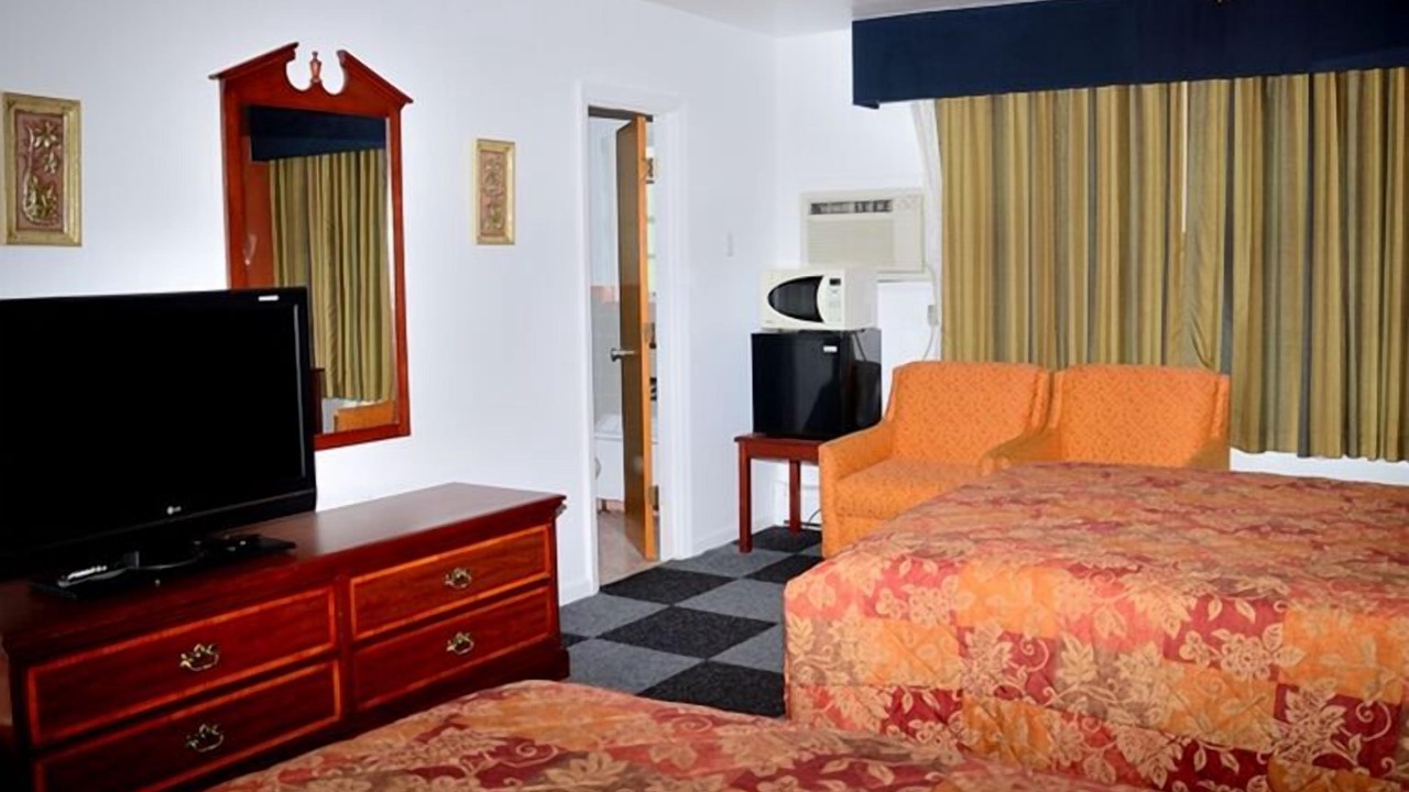Photo of Bedroom in Luray