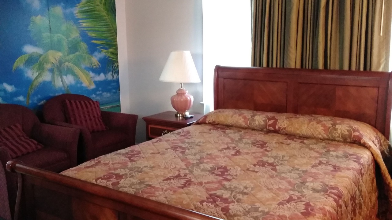 Photo of Bedroom in Luray