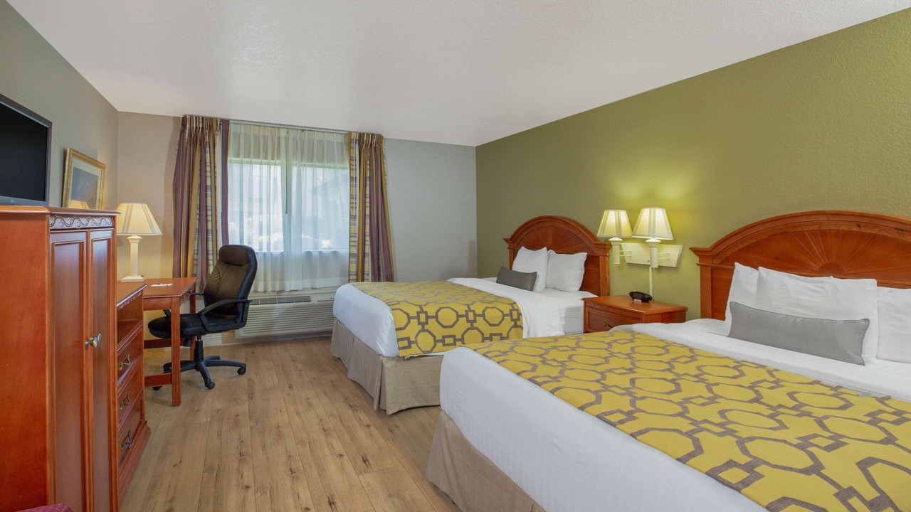 Photo of Bedroom in Tehachapi