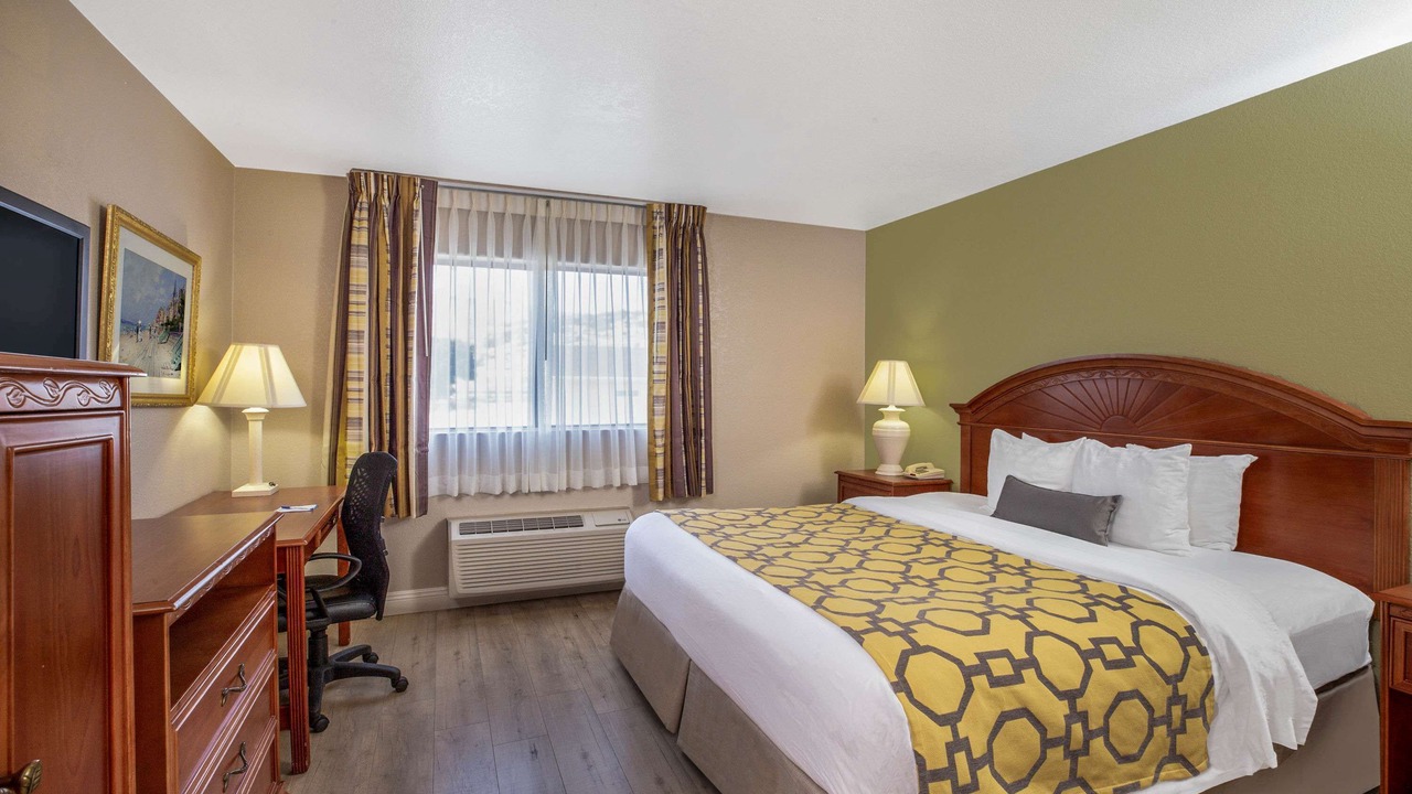 Photo of Bedroom in Tehachapi