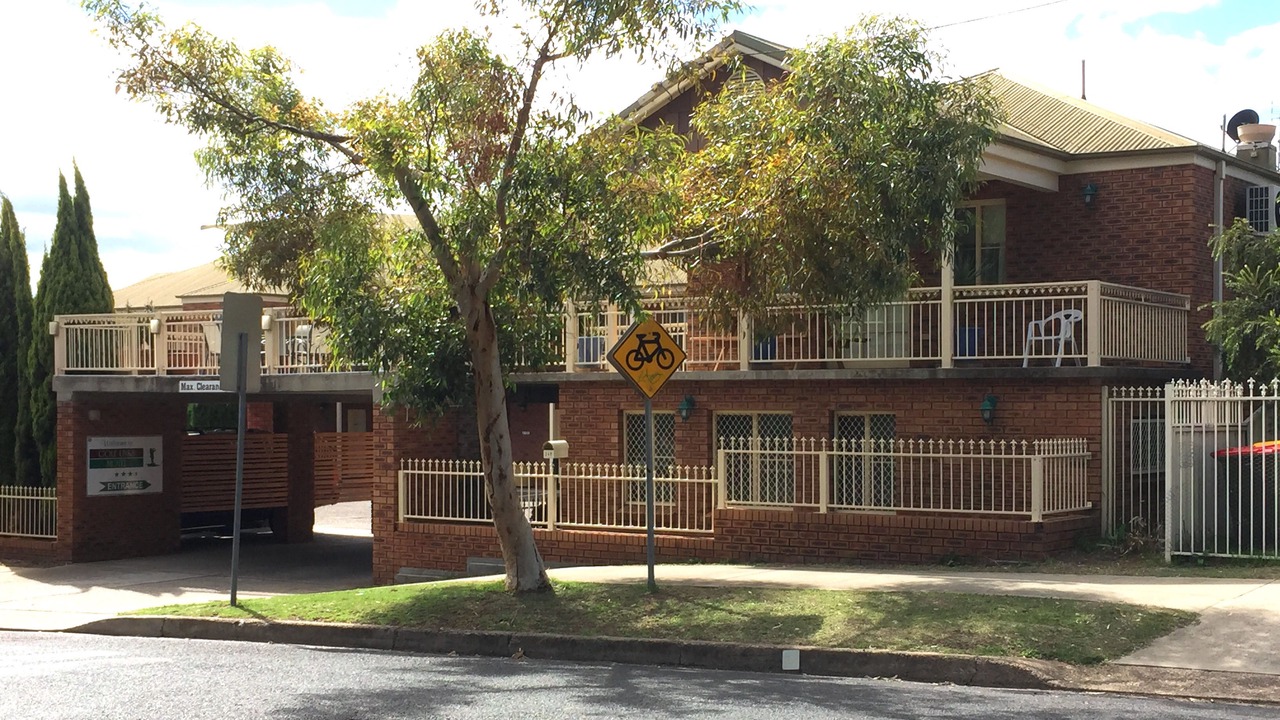 Photo of Outdoor in West Tamworth