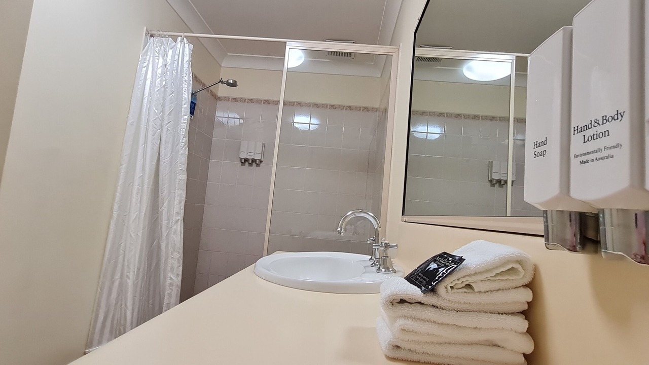Photo of Bathroom in West Tamworth