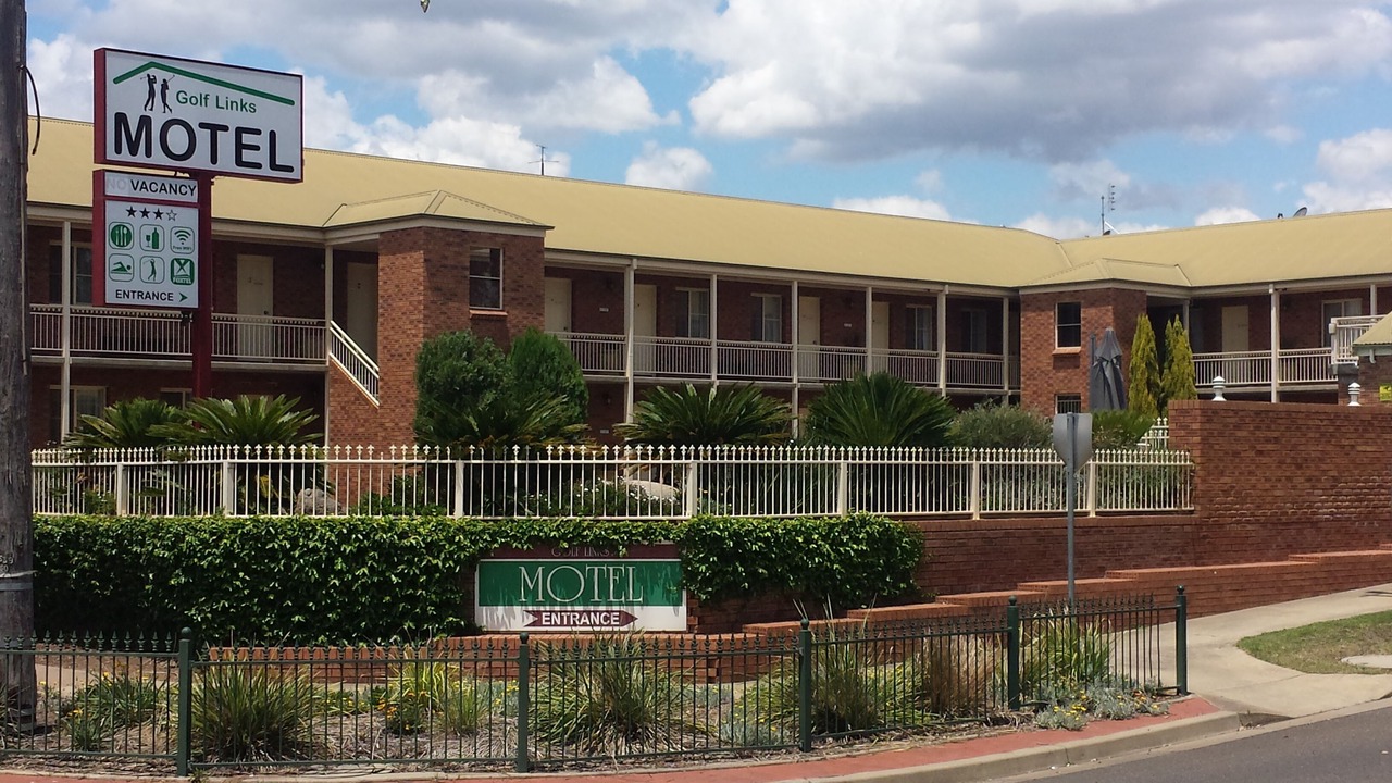 Photo of Others in West Tamworth