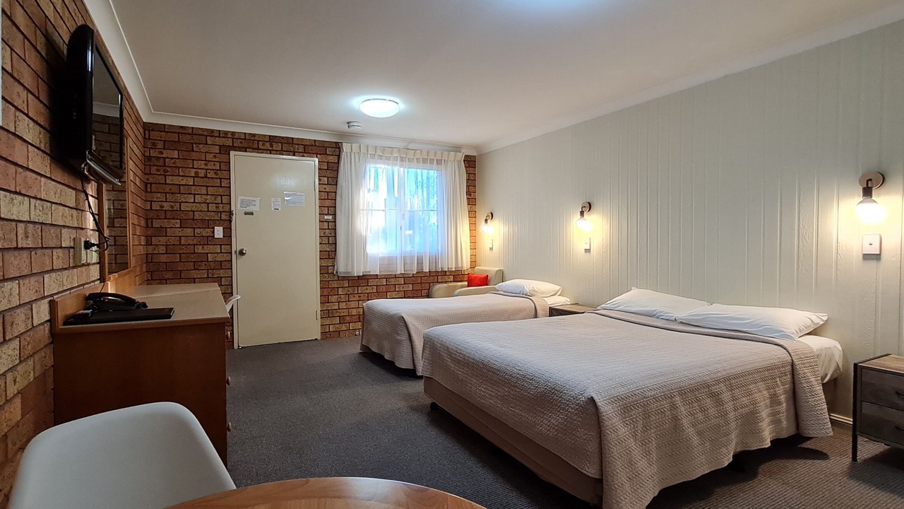 Photo of Bedroom in West Tamworth