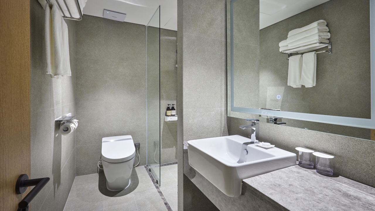 Photo of Bathroom in Bongmyeong-dong