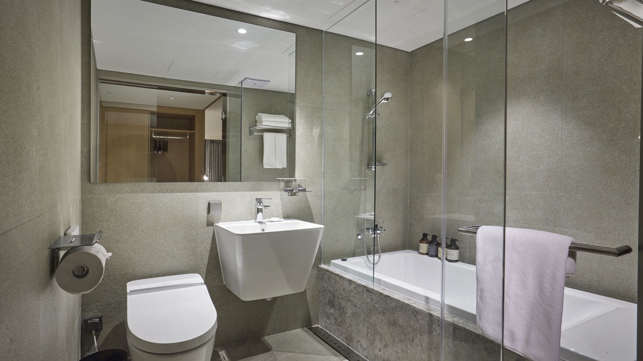 Photo of Bathroom in Bongmyeong-dong