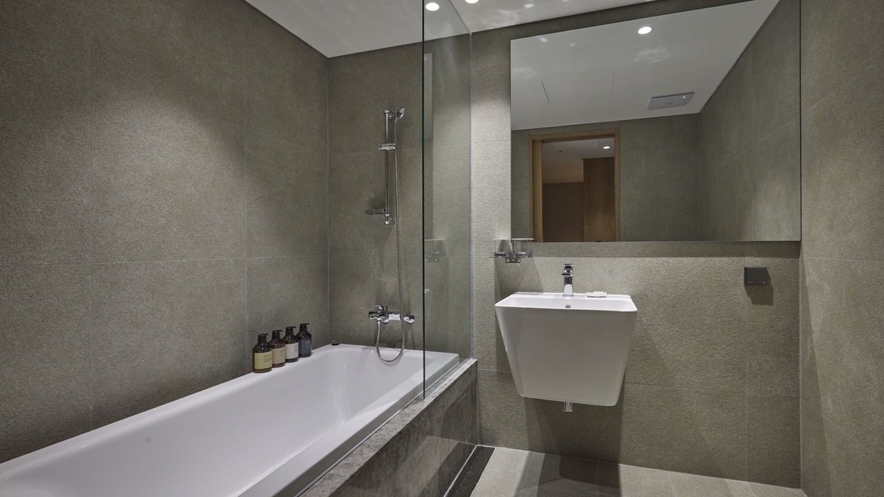 Photo of Bathroom in Bongmyeong-dong