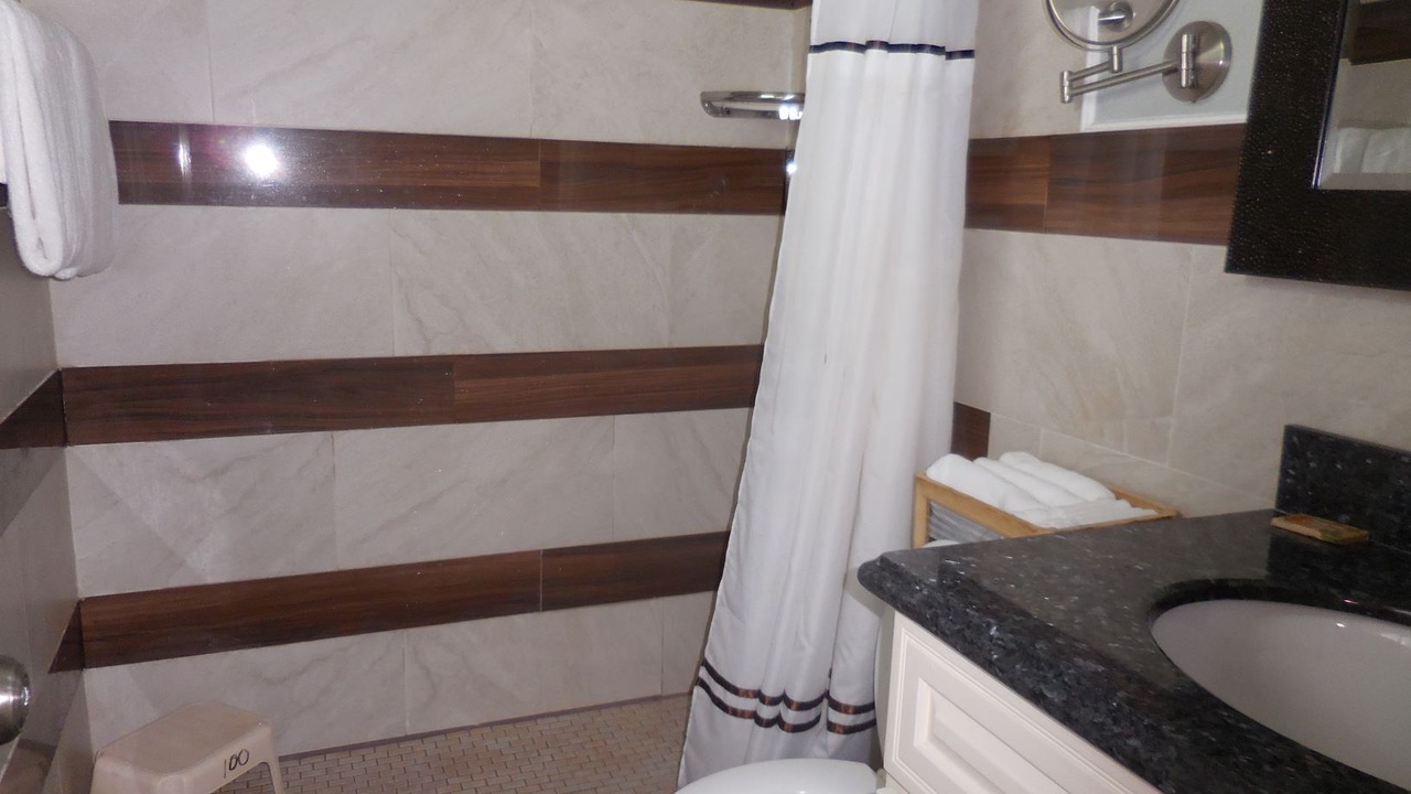 Photo of Bathroom in Marathon