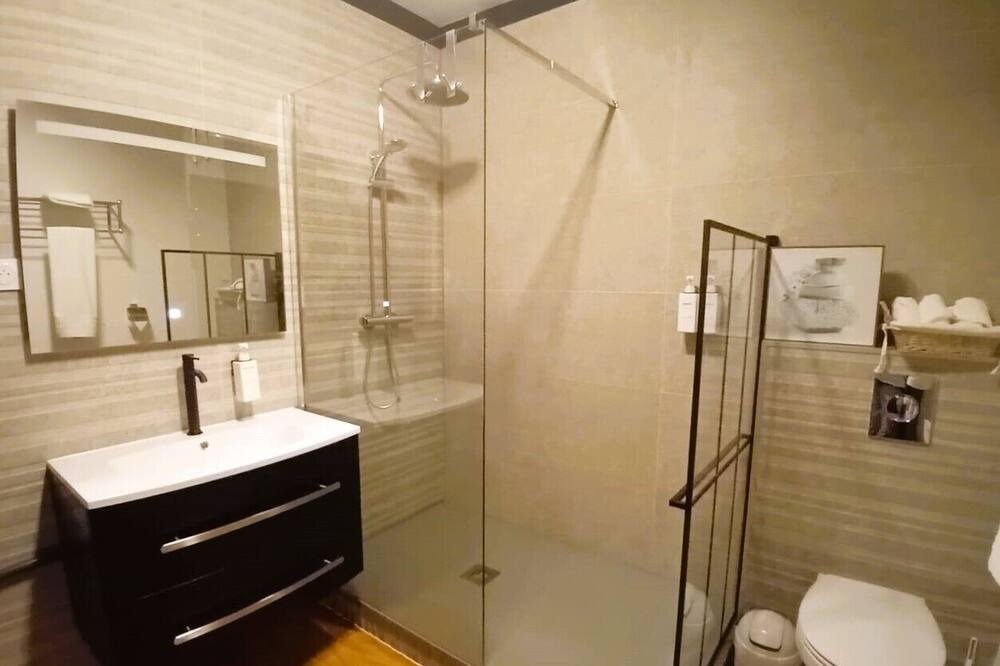 Photo of Bathroom in Carhaix-Plouguer