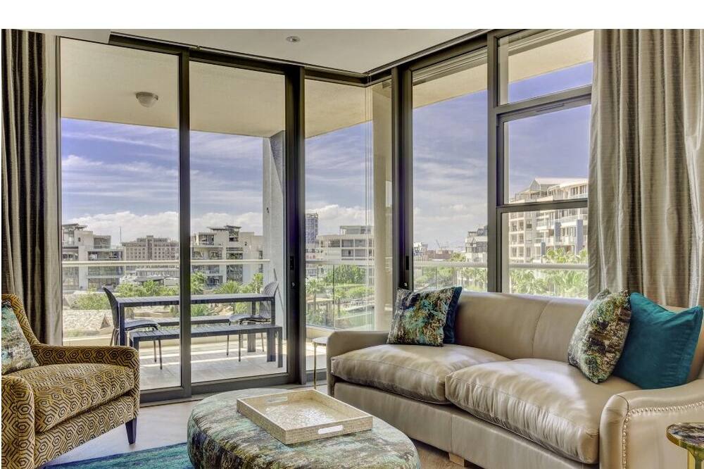 Photo of Livingroom in Sector 2