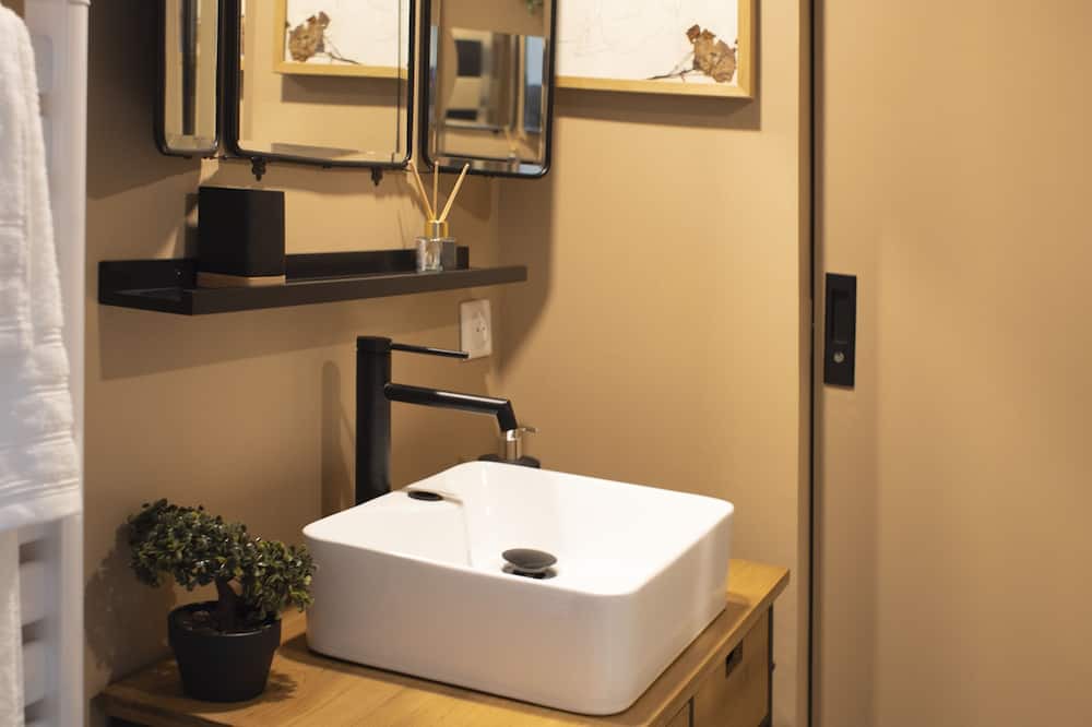 Photo of Bathroom in La Perriere