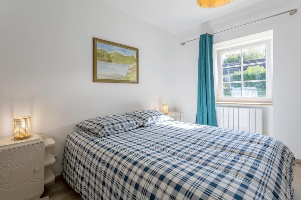 Photo of Bedroom in Landrevarzec