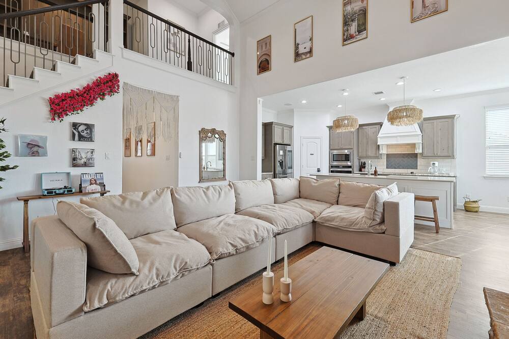 Photo of Livingroom in Waxahachie