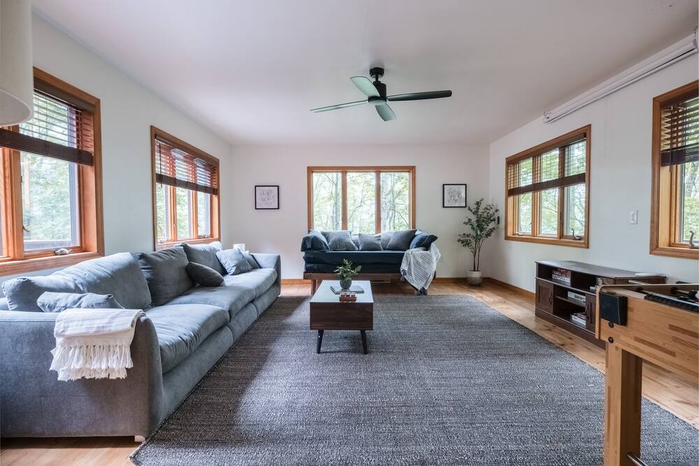Photo of Livingroom in Mill Hall