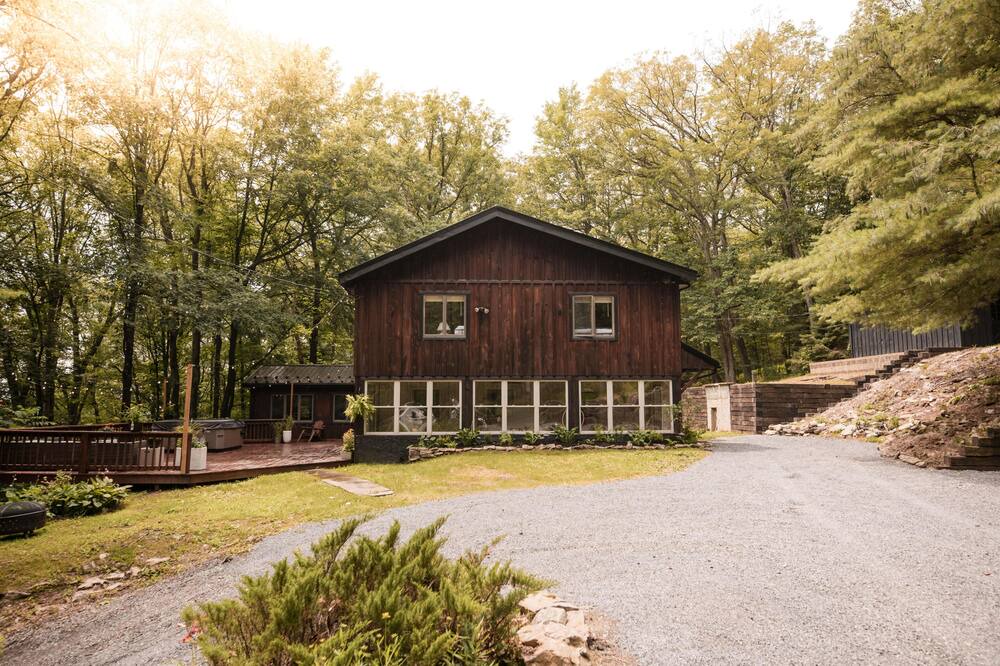 Photo of Outdoor in Mill Hall